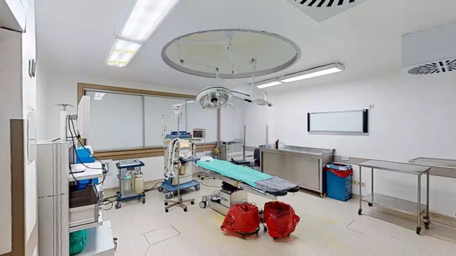 Slider image (2) Cevre Hospital
